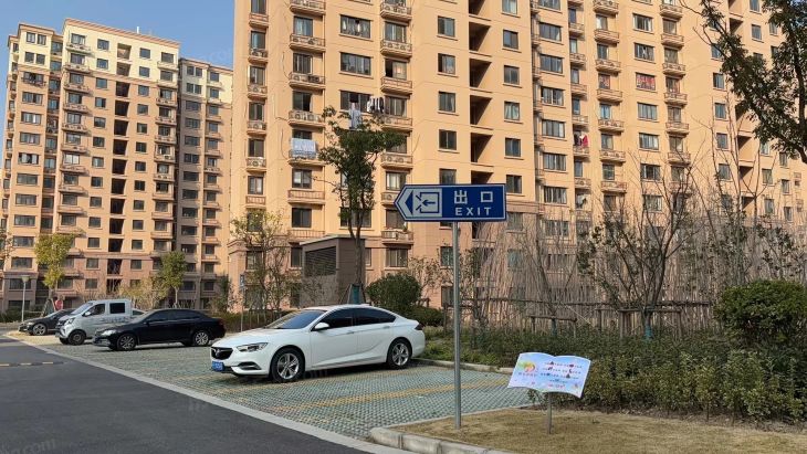 金海华城鸿明佳苑实景图