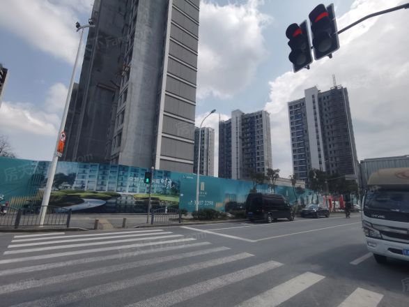 临港天宸实景图