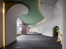 龙湖天街旁 带50平花园下叠 2+2 朝南朝中庭 适合居家