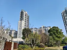 主卧朝南,环境优美,居家装修,诚意出售