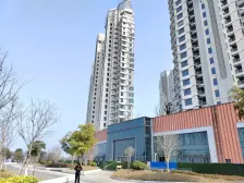 采光充足,精装修,靠近花园,主卧朝南