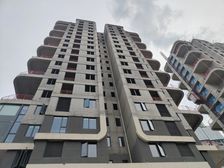 次新小区,户型周正,格局好,配套齐全