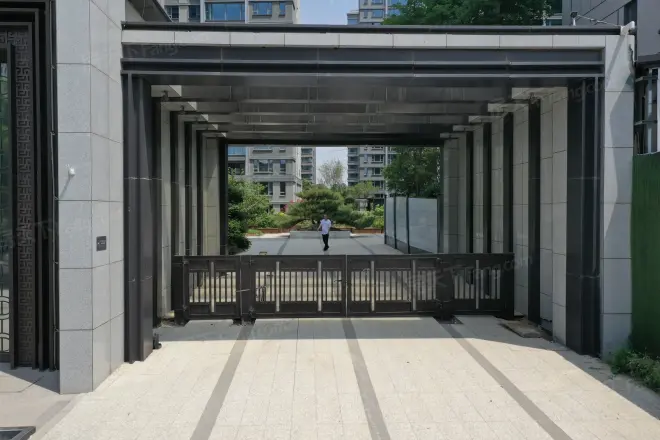 荣盛首府实景图
