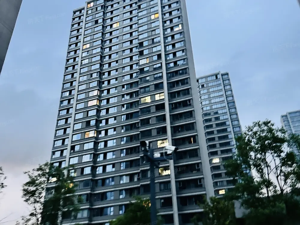 小区相关图