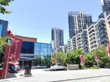 上海长滩,江景房,精装带地暧,随时看房。