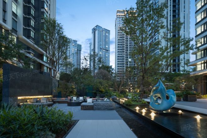 长嘉汇朗峯实景图