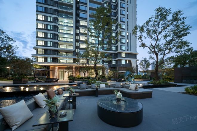 长嘉汇朗峯实景图