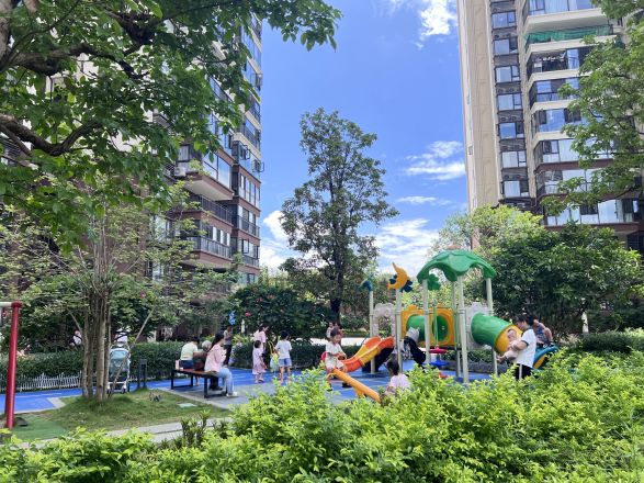 人和公园溪府实景图