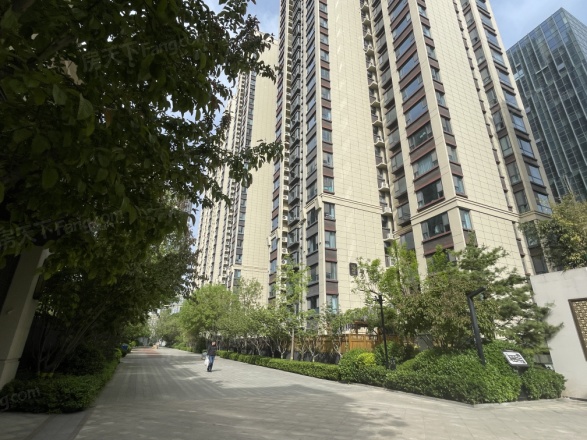 帝王国际商住楼实景图