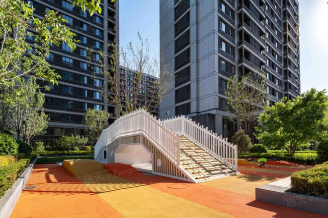 保利绿城·和锦诚园实景图