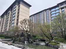 山河玺院 带车位 好楼层 业主自装 带空调