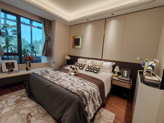 城发投云歌芳华样板间